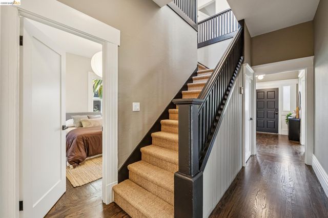 1883 Harmon St, Berkeley, CA 94703