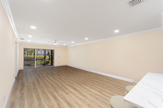 1600 SE Saint Lucie Boulevard 205, Stuart, FL 34996