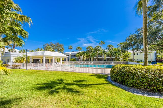 1600 SE Saint Lucie Boulevard 205, Stuart, FL 34996