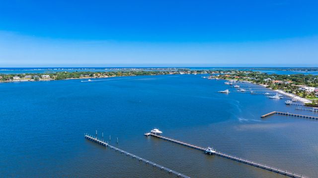 1600 SE Saint Lucie Boulevard 205, Stuart, FL 34996