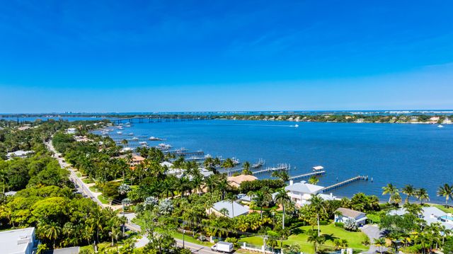 1600 SE Saint Lucie Boulevard 205, Stuart, FL 34996