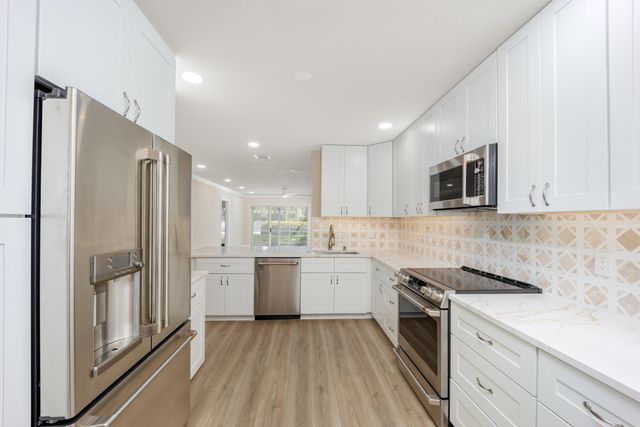 1600 SE Saint Lucie Boulevard 205, Stuart, FL 34996
