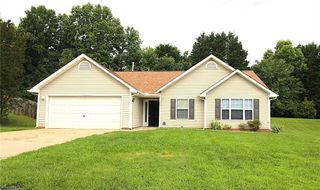 5507 Pearview Drive, Greensboro, NC 27405