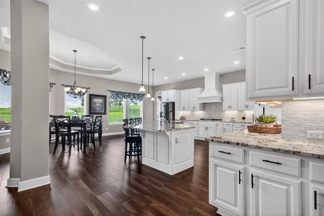 104 Far Meadow DR, Kingsland, TX 78639