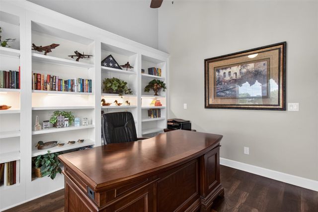 104 Far Meadow DR, Kingsland, TX 78639