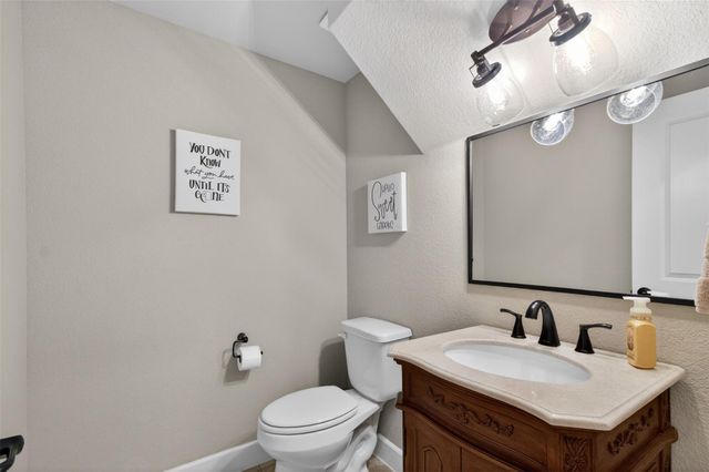 104 Far Meadow DR, Kingsland, TX 78639