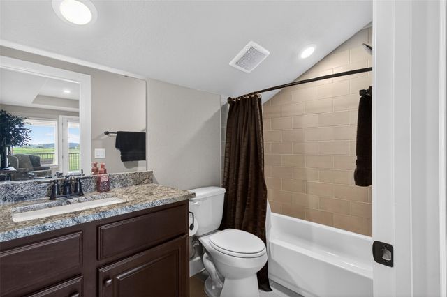 104 Far Meadow DR, Kingsland, TX 78639