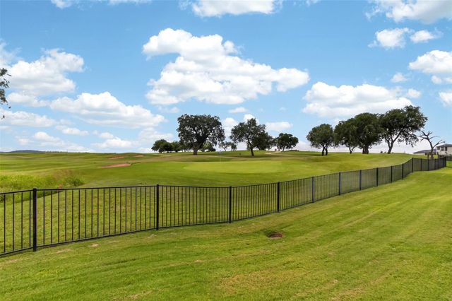 104 Far Meadow DR, Kingsland, TX 78639