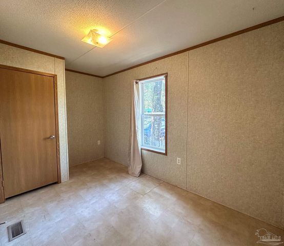 4404 Conifers St, Milton, FL 32583