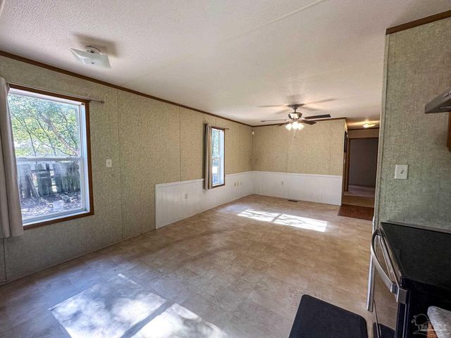 4404 Conifers St, Milton, FL 32583