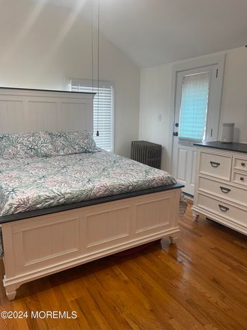 64 Abbott Avenue, Ocean Grove, NJ 07756