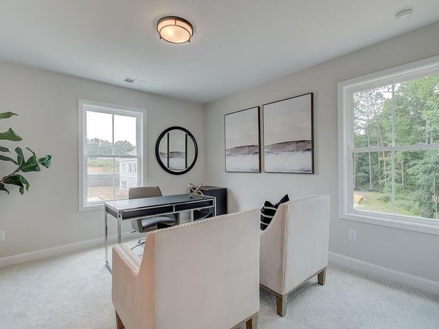 204 Dahlia Drive, Woodstock, GA 30188