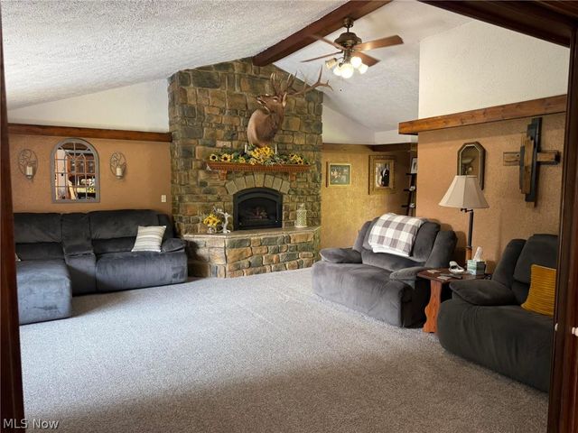 132 Valley Drive, Richmond, OH 43944