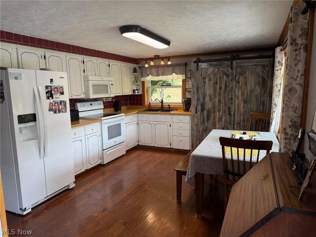 132 Valley Drive, Richmond, OH 43944