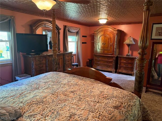 132 Valley Drive, Richmond, OH 43944