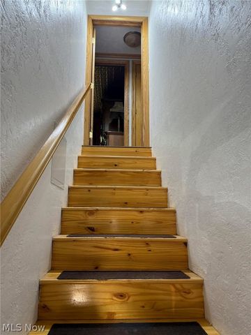 132 Valley Drive, Richmond, OH 43944