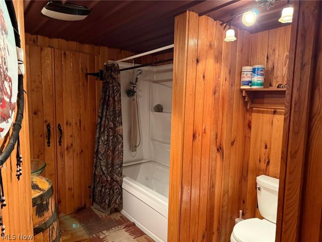 132 Valley Drive, Richmond, OH 43944