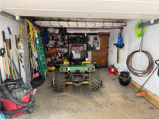 132 Valley Drive, Richmond, OH 43944