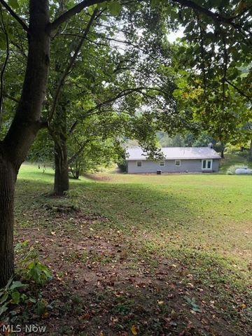 132 Valley Drive, Richmond, OH 43944