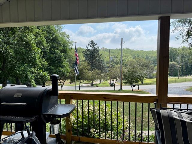 132 Valley Drive, Richmond, OH 43944