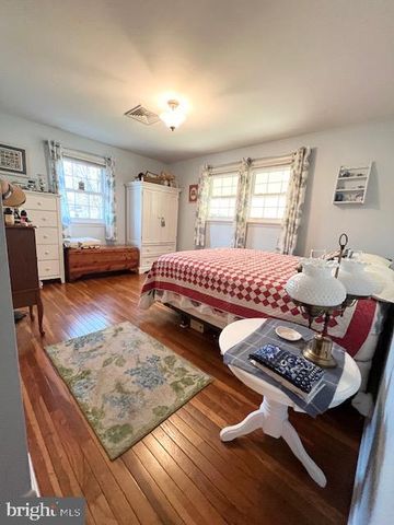 100 MAIN ST, Blandon, PA 19510