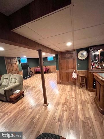 100 MAIN ST, Blandon, PA 19510