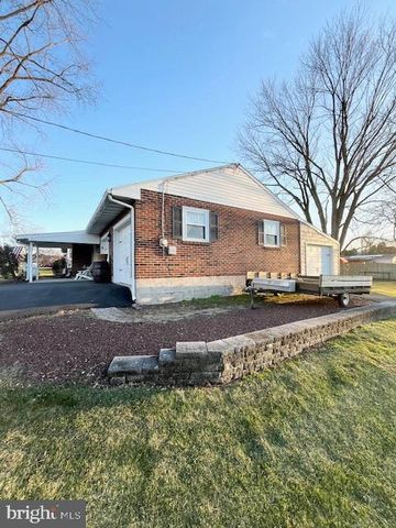 100 MAIN ST, Blandon, PA 19510