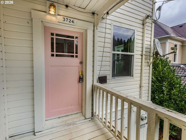 3724 GRAND Ave, Astoria, OR 97103