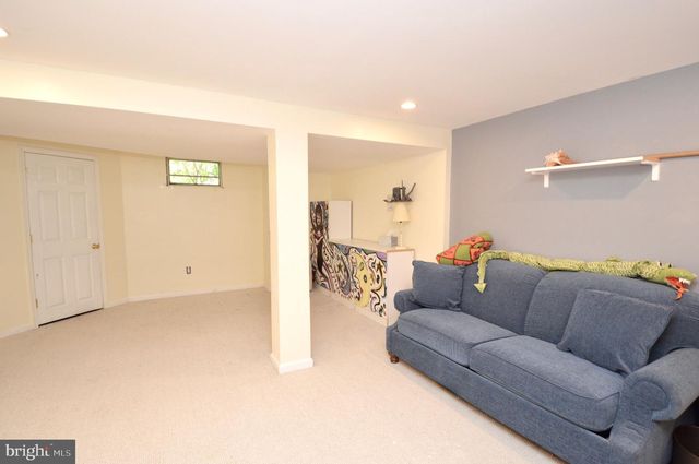 107 E LAKE BLVD, Medford, NJ 08055