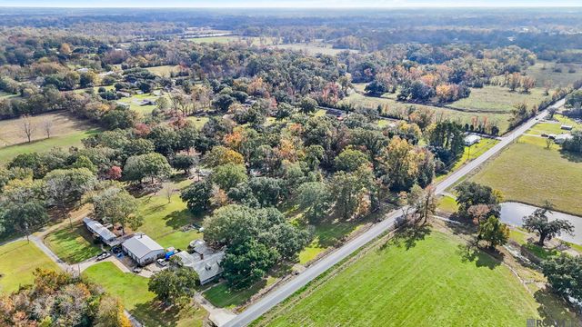 12338 Chester Diez Rd, Gonzales, LA 70737
