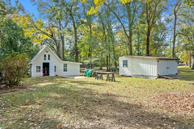 12338 Chester Diez Rd, Gonzales, LA 70737