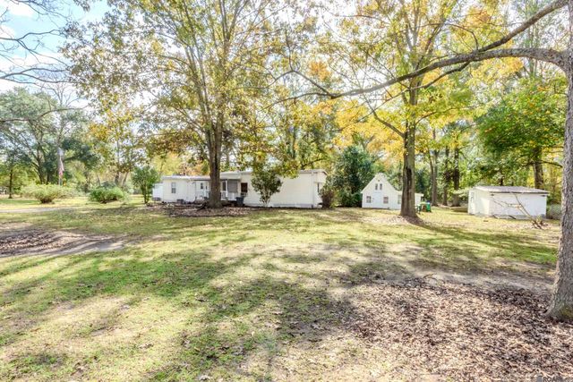 12338 Chester Diez Rd, Gonzales, LA 70737