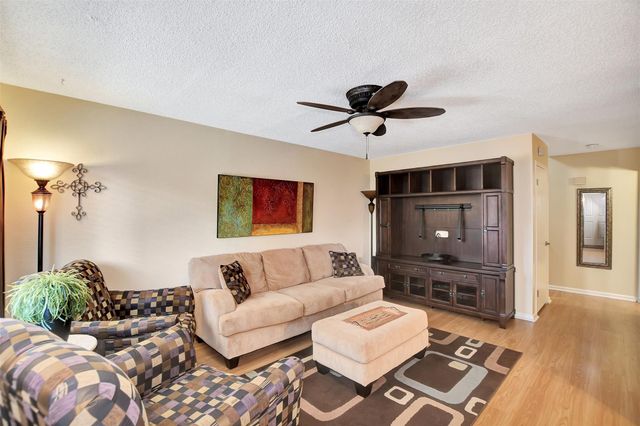 12024B Mighty Oak Drive, Houston, TX 77066