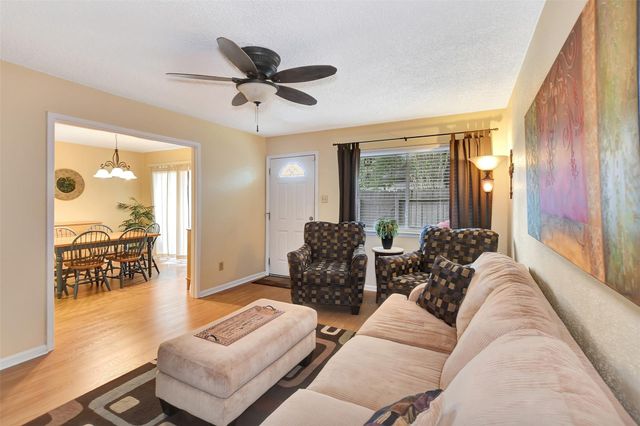 12024B Mighty Oak Drive, Houston, TX 77066