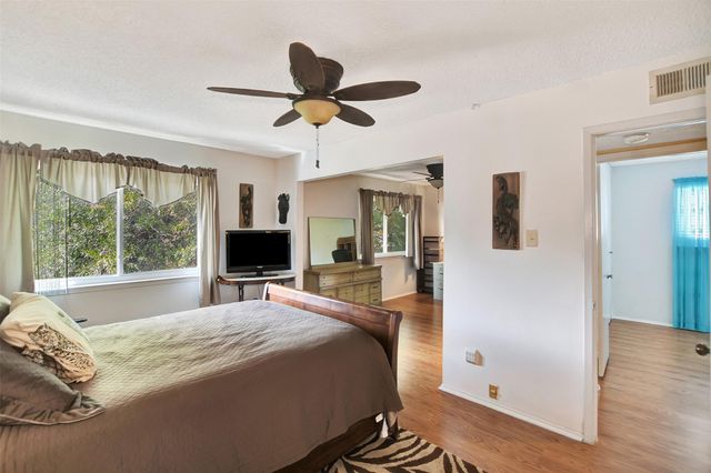 12024B Mighty Oak Drive, Houston, TX 77066