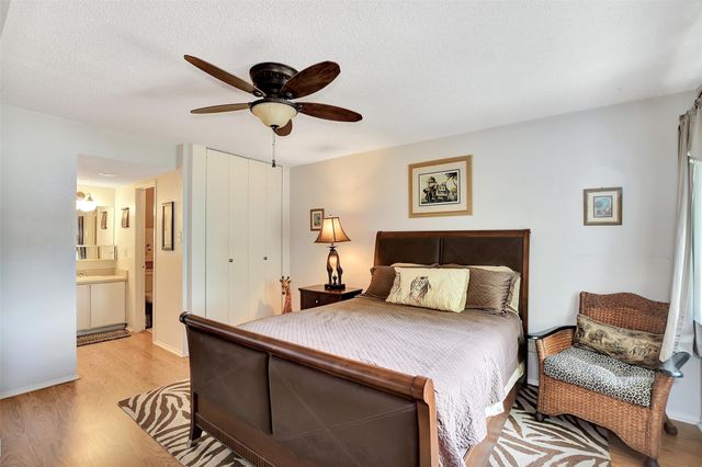 12024B Mighty Oak Drive, Houston, TX 77066