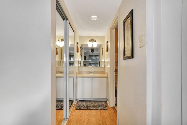 12024B Mighty Oak Drive, Houston, TX 77066