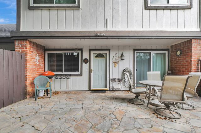 12024B Mighty Oak Drive, Houston, TX 77066