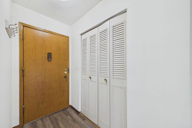 2730 Dale Street N D110, Roseville, MN 55113