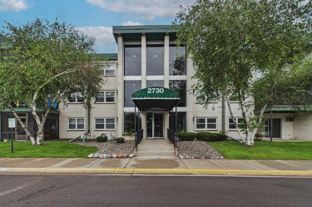 2730 Dale Street N D110, Roseville, MN 55113