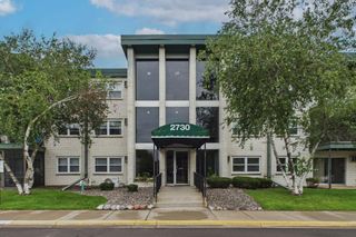 2730 Dale Street N D110, Roseville, MN 55113