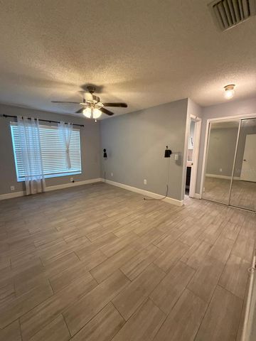 1215 TUXFORD DRIVE, Brandon, FL 33511