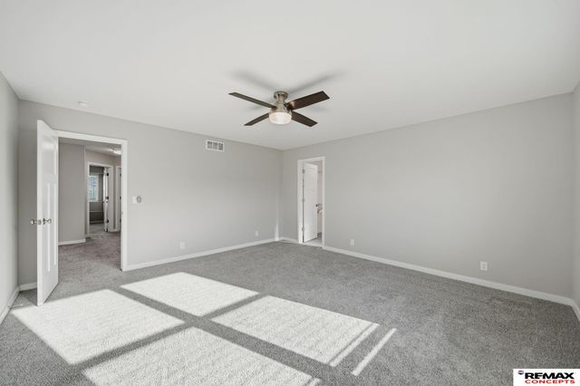 8211 Ventura Place, Lincoln, NE 68505