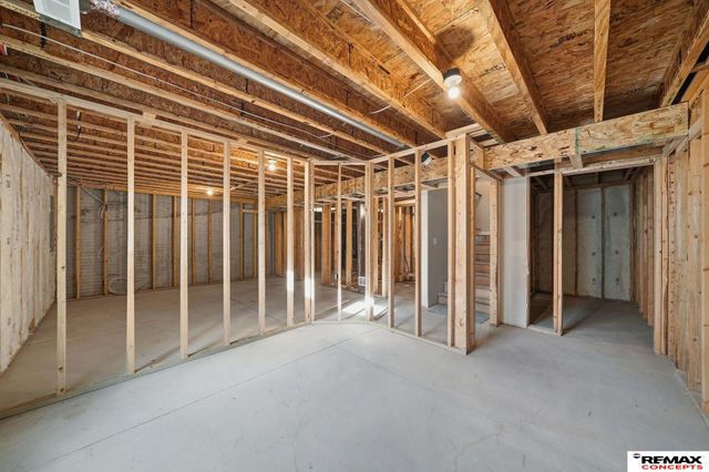 8211 Ventura Place, Lincoln, NE 68505