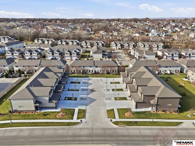 8211 Ventura Place, Lincoln, NE 68505