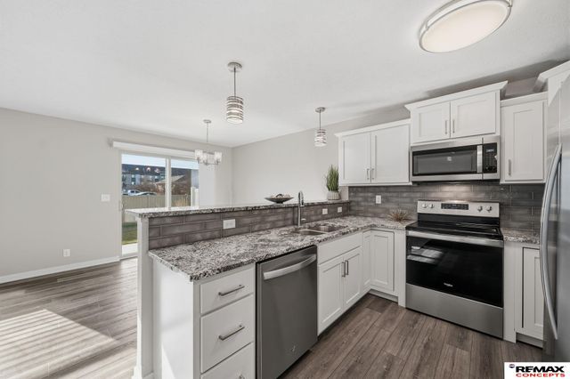 8211 Ventura Place, Lincoln, NE 68505