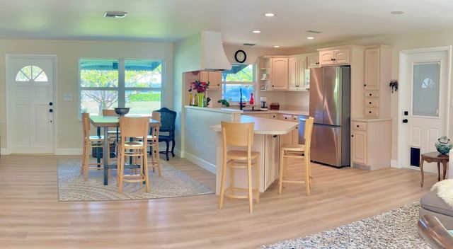 1521 Treemont Avenue, Jupiter, FL 33469