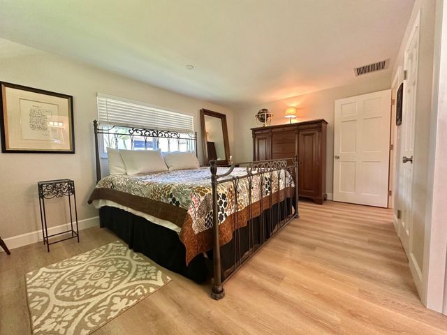 1521 Treemont Avenue, Jupiter, FL 33469