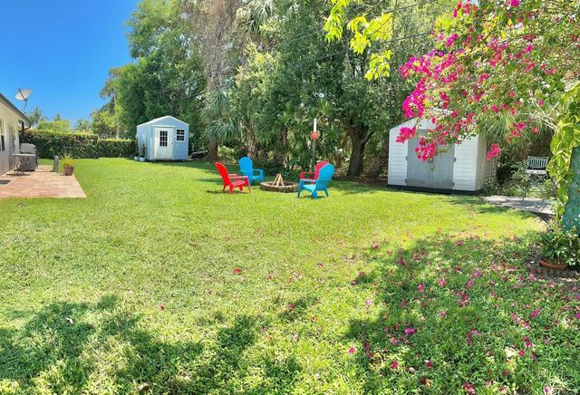 1521 Treemont Avenue, Jupiter, FL 33469