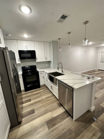 2400 Jupiter Road 6, Plano, TX 75074